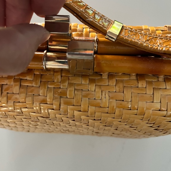 Vintage Woven Rattan Italian Hand bag Boho Chic Bamboo and Leather Handles - Picture 4 of 16